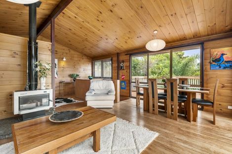 Photo of property in 105 Kia Ora Road, Beach Haven, Auckland, 0626