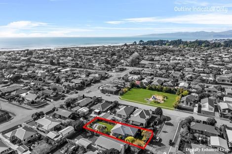 Photo of property in 4 Royalist Avenue, North New Brighton, Christchurch, 8083