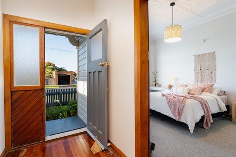 Photo of property in 6 Alma Street, Saint Kilda, Dunedin, 9012