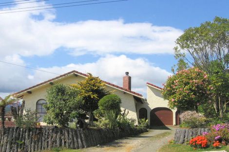 Photo of property in 82 Utuhina Road, Springfield, Rotorua, 3015