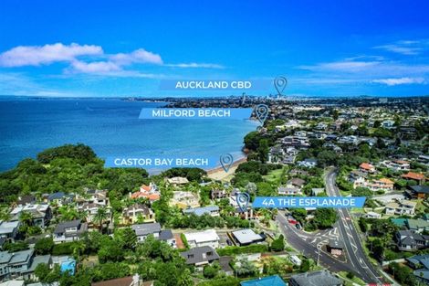 Photo of property in 2/4 The Esplanade, Castor Bay, Auckland, 0620