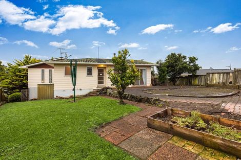 Photo of property in 58 Archmillen Avenue, Pakuranga Heights, Auckland, 2010