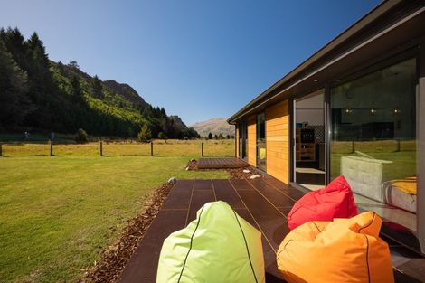 Photo of property in 14 Carlisle Street, Athol, 9793