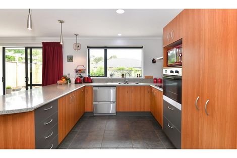 Photo of property in 8 Puhoi Close, Puhoi, Warkworth, 0994