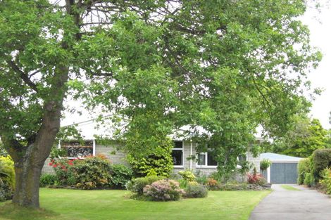 Photo of property in 45 Sevenoaks Drive, Bryndwr, Christchurch, 8053