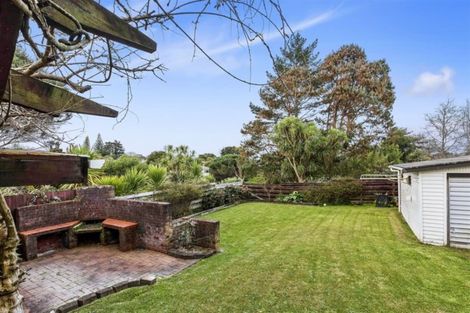 Photo of property in 56 Divich Avenue, Te Atatu South, Auckland, 0610