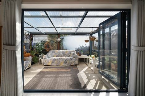 Photo of property in 37a Willerton Avenue, New Lynn, Auckland, 0600