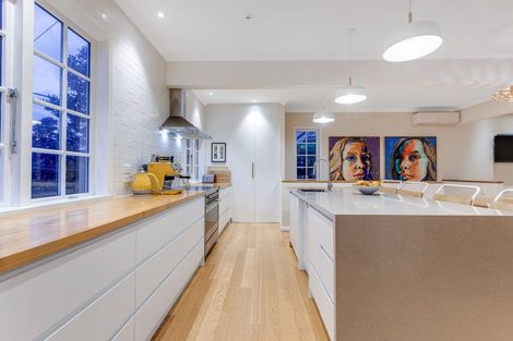 Photo of property in 32 Mccoll Street, Vogeltown, Wellington, 6021