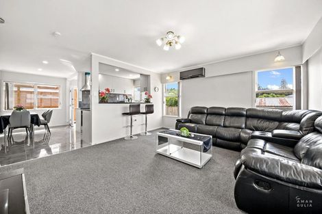 Photo of property in 51 Stottholm Road, Titirangi, Auckland, 0604