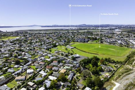 Photo of property in 1/133 Edmonton Road, Te Atatu South, Auckland, 0610
