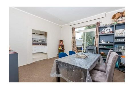 Photo of property in 2/182 Shirley Road, Papatoetoe, Auckland, 2025