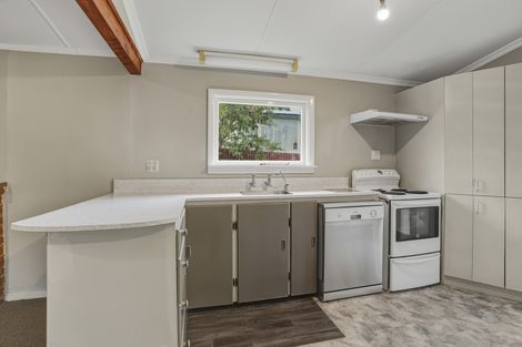 Photo of property in 49b Bath Street, Brighton, Dunedin, 9035