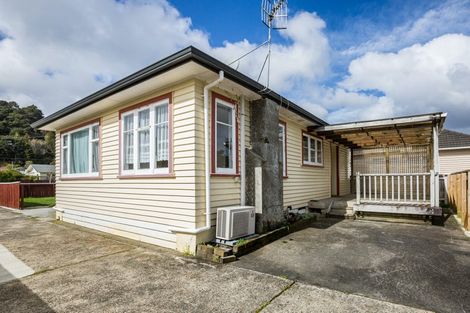 Photo of property in 15 Moohan Street, Wainuiomata, Lower Hutt, 5014