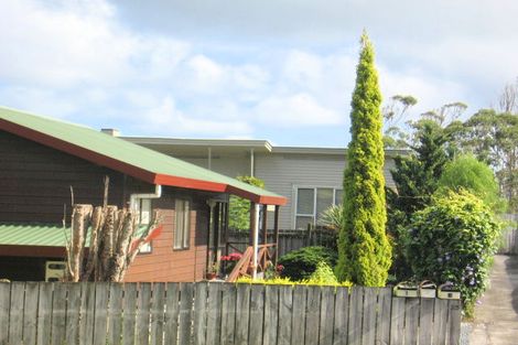 Photo of property in 3/25 Captain Scott Road, Glen Eden, Auckland, 0602