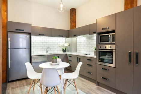 Photo of property in 5/5 Jetty Street, Dunedin Central, Dunedin, 9016