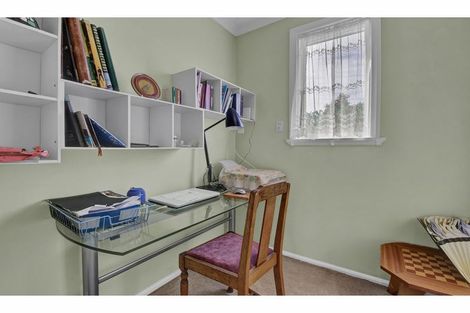 Photo of property in 14 Woodend Road, Woodend, 7610