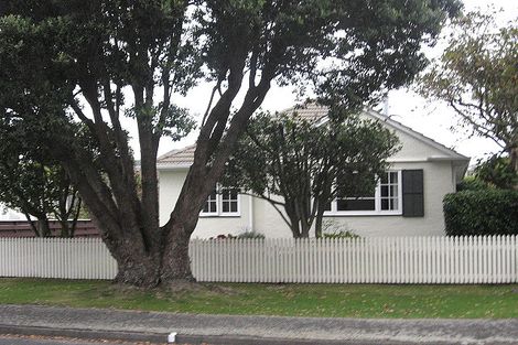 Photo of property in 8 Thornycroft Avenue, Epuni, Lower Hutt, 5011