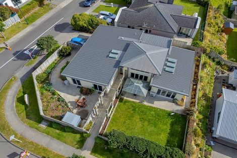 Photo of property in 2 Wangapeka Way, Aotea, Porirua, 5024