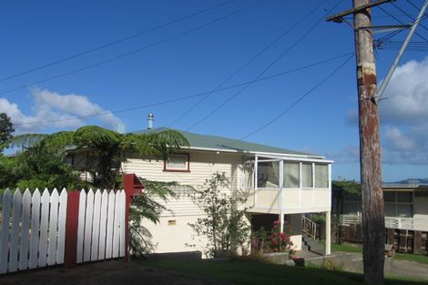 Photo of property in 6 London Road, Korokoro, Lower Hutt, 5012