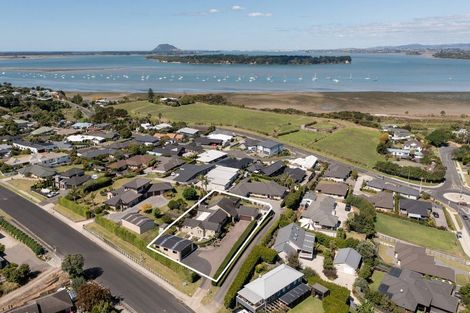 Photo of property in 81-83 Hamurana Road, Omokoroa, 3114