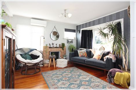 Photo of property in 30 The Avenue, Levin, 5510