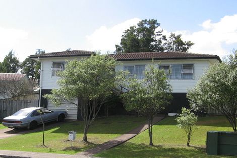 Photo of property in 43 Cedar Heights Avenue, Massey, Auckland, 0614