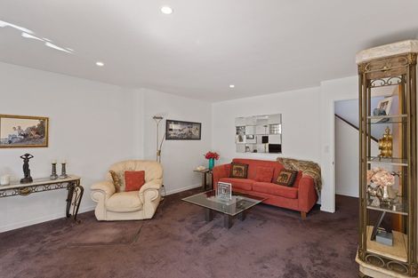 Photo of property in 1 Oakford Close, Riccarton, Christchurch, 8011