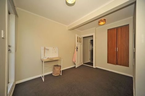 Photo of property in 66 Hawker Street, Mount Victoria, Wellington, 6011