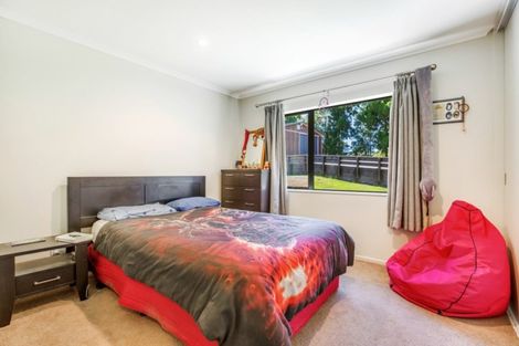 Photo of property in 105 Judge Richardson Drive, Opaheke, Papakura, 2584