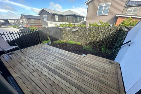 Photo of property in 9 Nugget Avenue, Hobsonville, Auckland, 0616