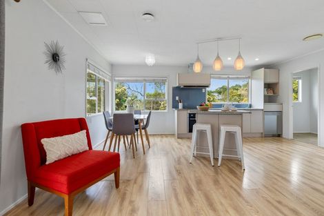 Photo of property in 7 Talmar Place, Massey, Auckland, 0614