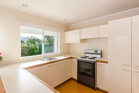 Photo of property in 18 Kohutuhutu Road, Raumati Beach, Paraparaumu, 5032