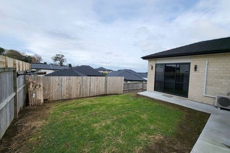 Photo of property in 37 Nola Dawn Avenue, Papakura, 2110