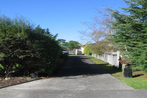 Photo of property in 22 Harbour Lights Close, West Harbour, Auckland, 0618