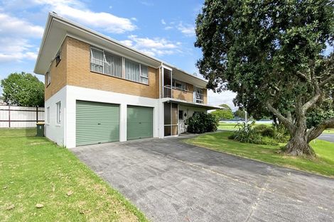 Photo of property in 91a Kiwi Esplanade, Mangere Bridge, Auckland, 2022