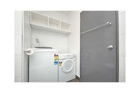 Photo of property in 7/2 Atarangi Road, Greenlane, Auckland, 1051