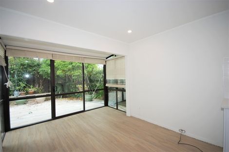 Photo of property in 2 Pohutukawa Place, Ellerslie, Auckland, 1051