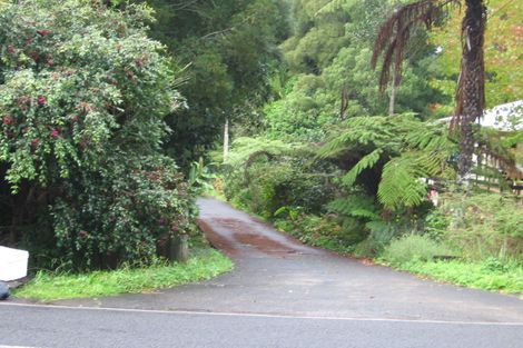 Photo of property in 176 Woodlands Park Road, Titirangi, Auckland, 0604