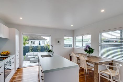 Photo of property in 3a White Street, Taradale, Napier, 4112