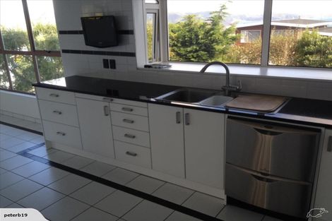 Photo of property in 37 Mulberry Street, Maungaraki, Lower Hutt, 5010