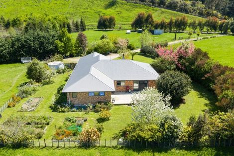 Photo of property in 946f Finnis Road, Pohangina, Ashhurst, 4884