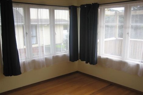 Photo of property in 10 Albert Pryor Avenue, Henderson, Auckland, 0612