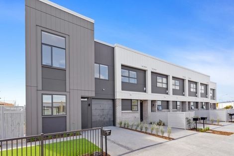 Photo of property in 41 Periko Way, Takanini, 2112