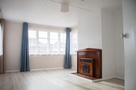 Photo of property in 28 Godley Street, Waterloo, Lower Hutt, 5011