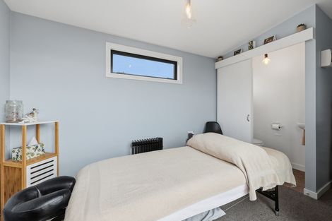 Photo of property in 8 Ellersley Street, Halfway Bush, Dunedin, 9010