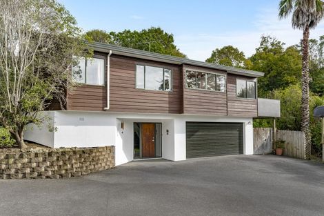 Photo of property in 2/177 Carlisle Road, Northcross, Auckland, 0632