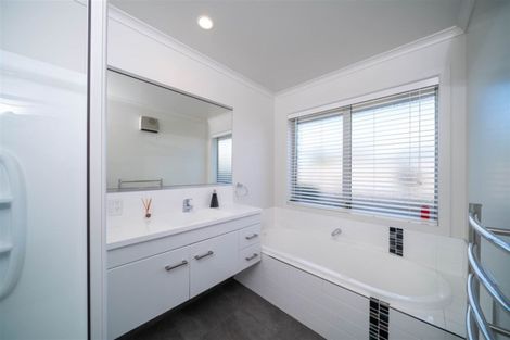 Photo of property in 103b Lowes Road, Rolleston, 7614