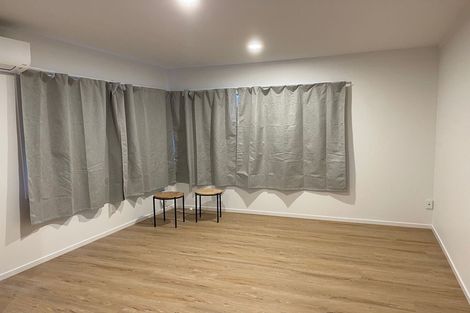 Photo of property in 11 Carbine Road, Mount Wellington, Auckland, 1060