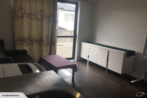 Photo of property in 27 Korihi Drive, Swanson, Auckland, 0614