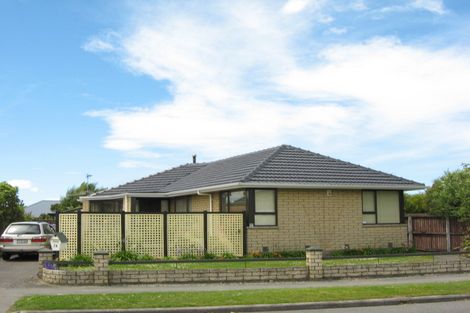 Photo of property in 16 Clydesdale Street, Woolston, Christchurch, 8062